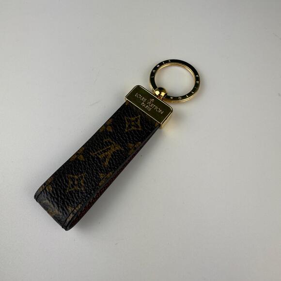 💎✨Authentic Louis Vuitton Icon Dragonne Key Holder - Picture 3 of 3